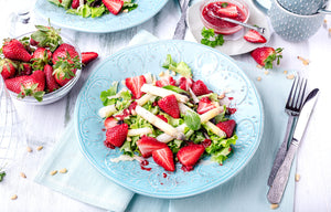 Spargel mit Ingwer-Erdbeer-Salsa